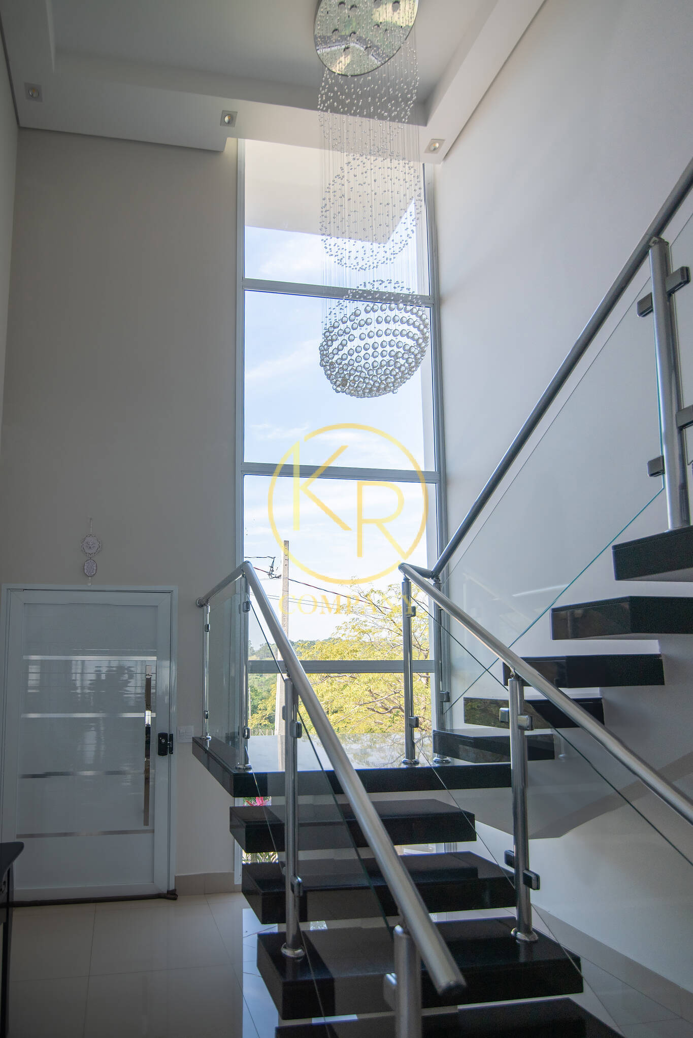 Casa de Condomínio à venda com 3 quartos, 323m² - Foto 5