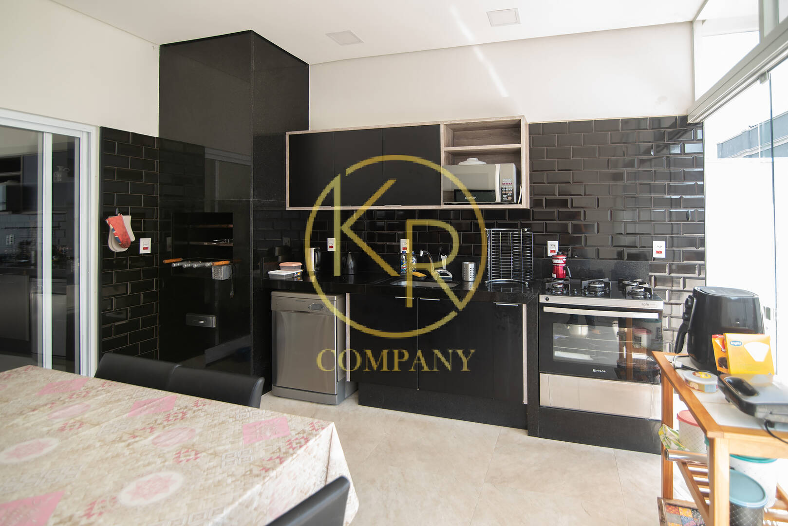 Casa de Condomínio à venda com 3 quartos, 323m² - Foto 26